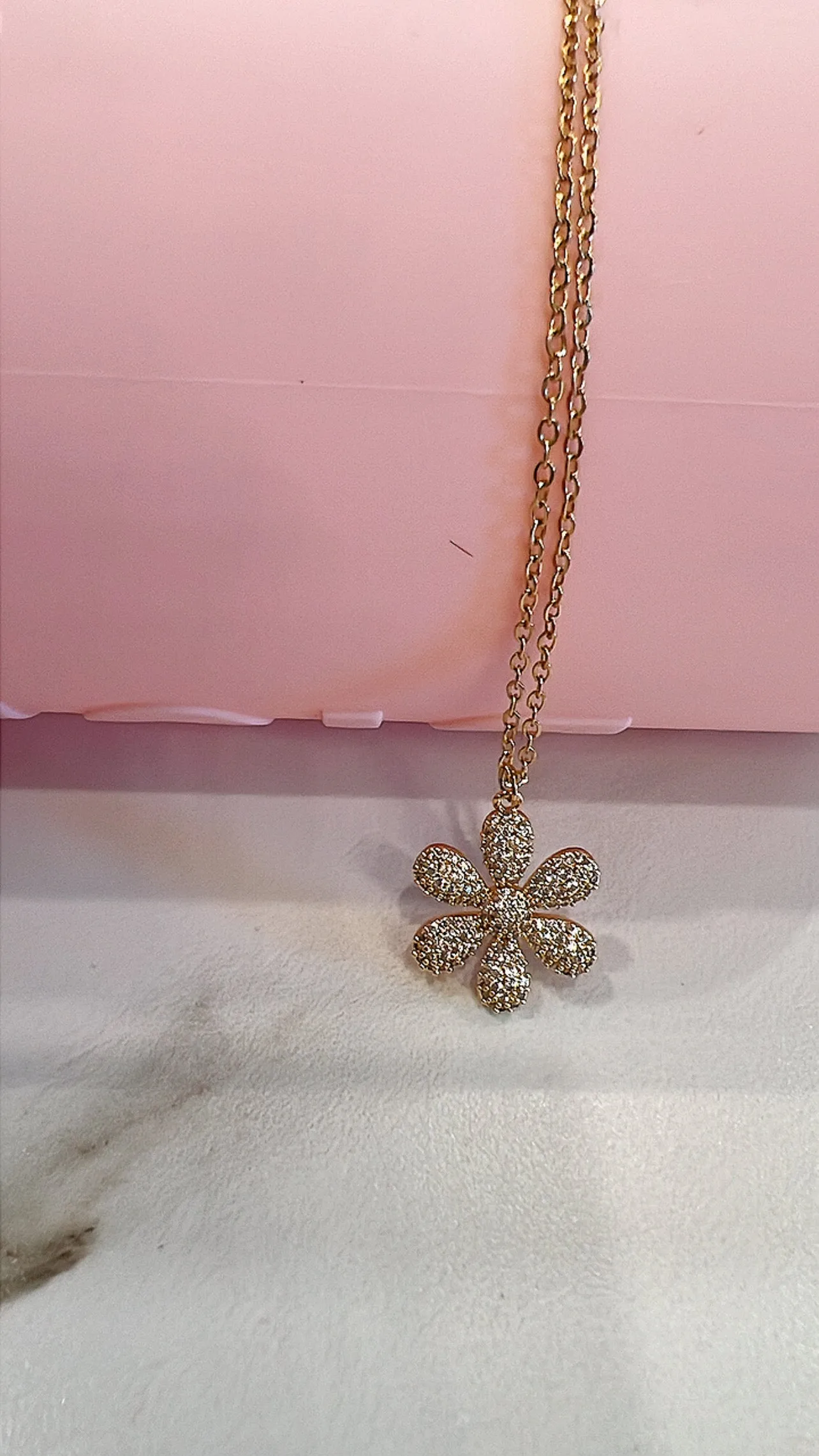 Charm of a Daisy Crystal Necklace